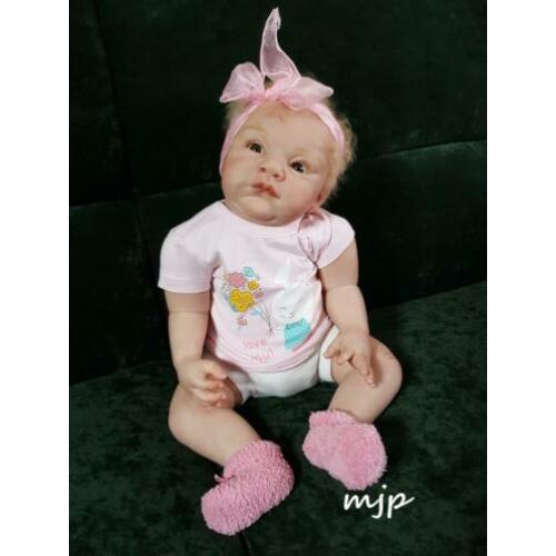 mjp Grant (2) een mollige 6mnd oude reborn baby