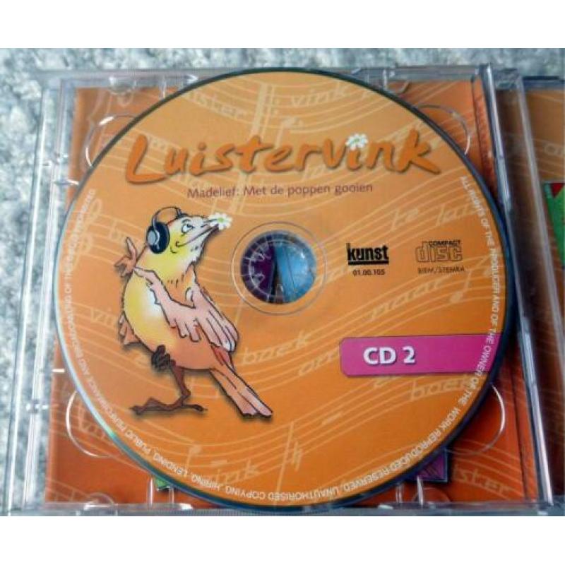Luistervink 2cd - Madelief, deel 1 - Met de poppen spelen