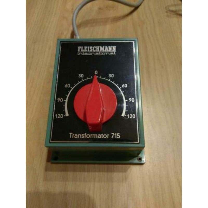 4 Fleischmann transformatoren,1 hema