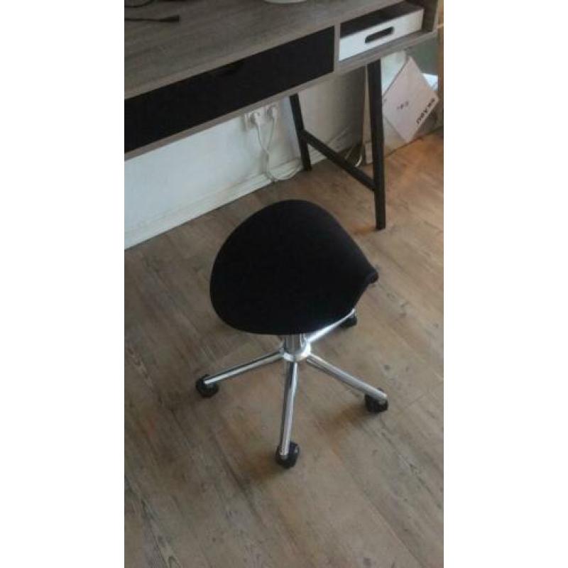 Bureau met bureaukruk