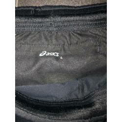 Asics sport broek. Maat L. Opruiming