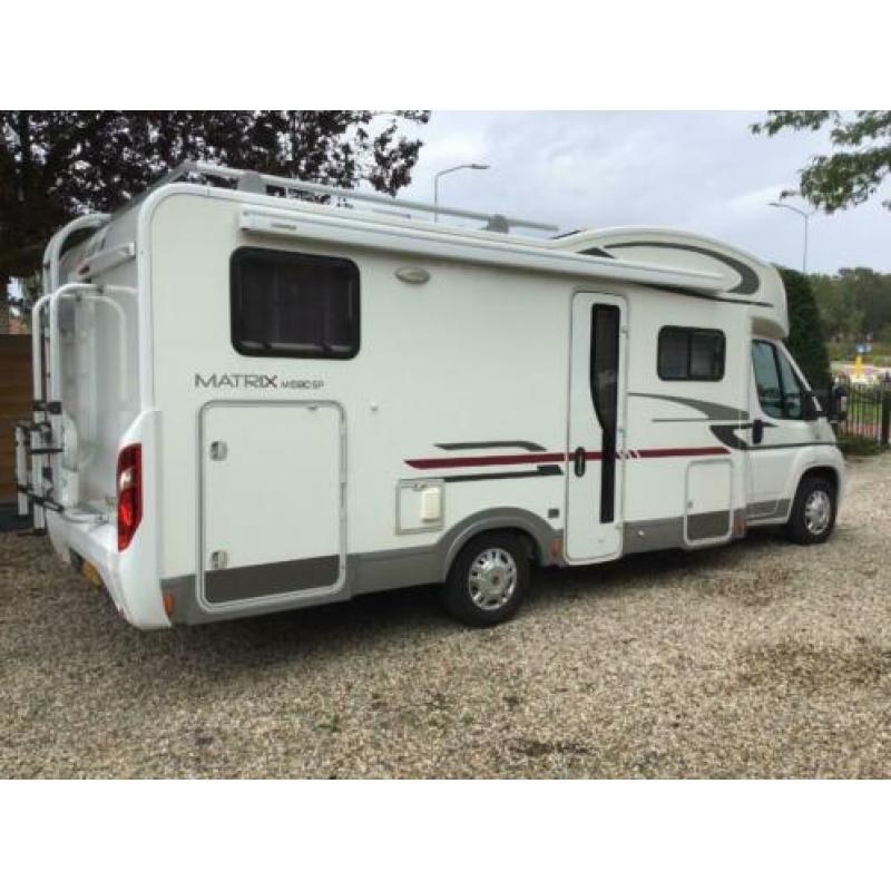 Mooie nette Adria matrix camper