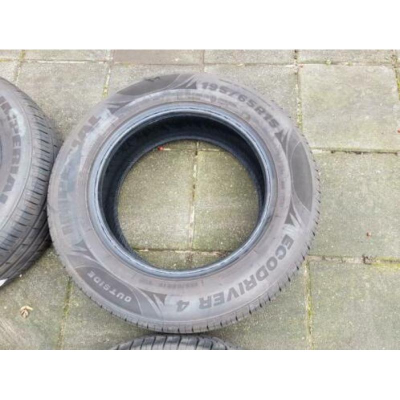 zomerbanden 195/65 R15