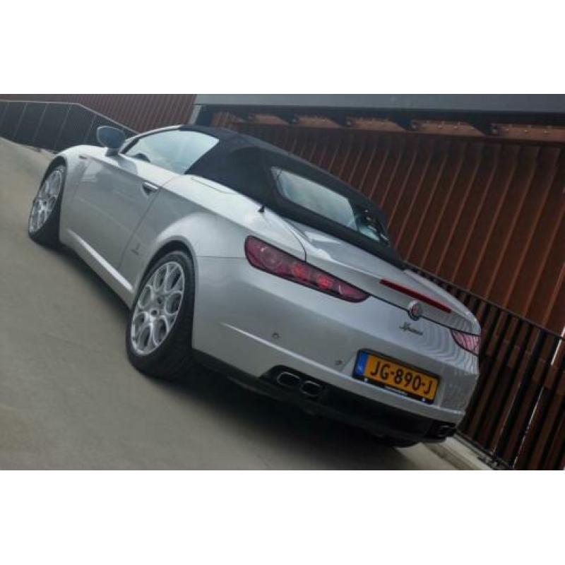 Alfa Romeo Spider 3.2 JTS Q4 Exclusive (bj 2006)