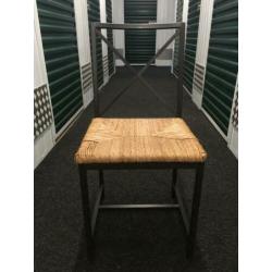 glazen eettafel met gratis stoelen