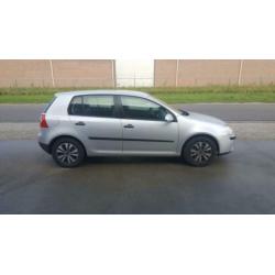 Volkswagen Golf 1.6 FSI Turijn Airco