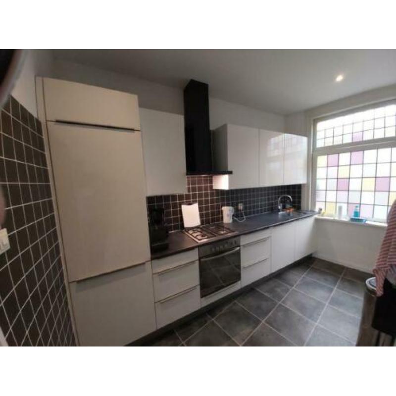 Complete keuken wit hoogglans 350cm breed