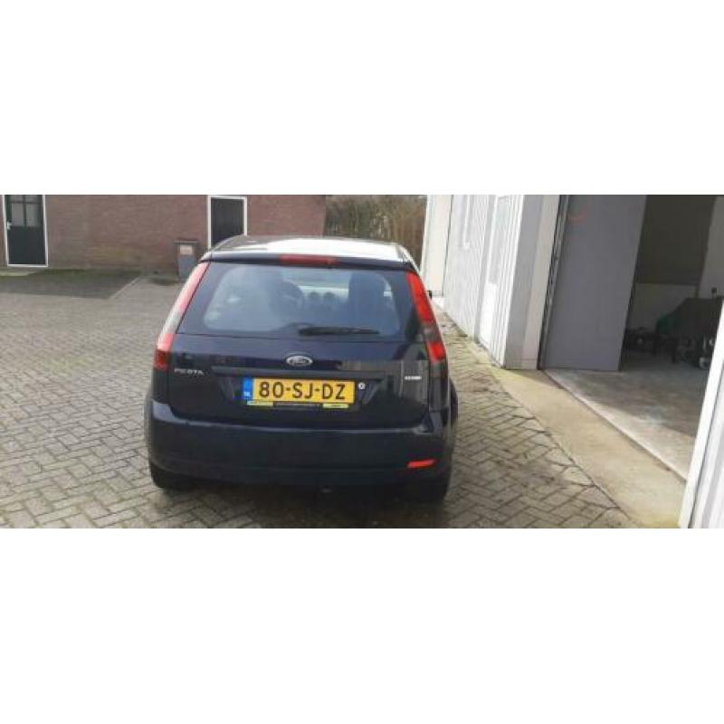 Ford Fiesta 1.4 Tdci 3DR 2006 Blauw zuinig goedkoop apk lang