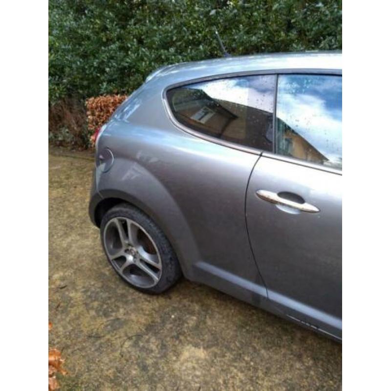 Alfa Romeo Mito 1.3 D 62KW 2011 Grijs