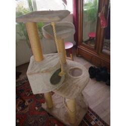Katten speeltoren krabpaal