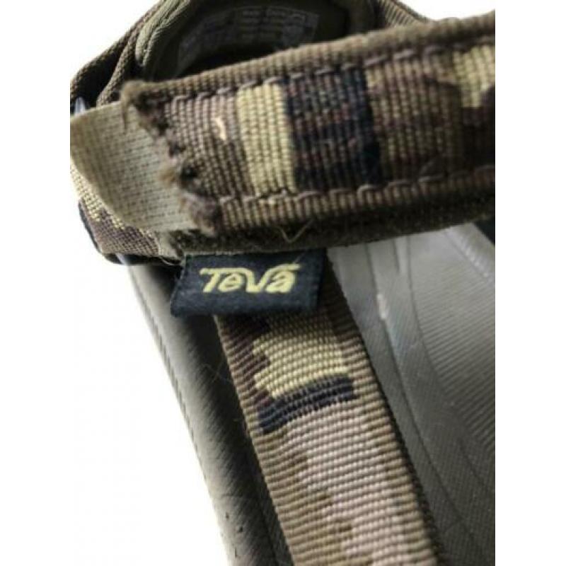 Teva sandalen donkergroen-army mt 32