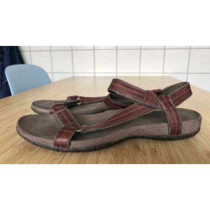 Leren Teva sandalen maat 40 zgan