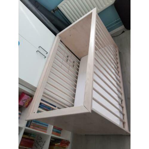 Complete whitewash babykamer te koop.
