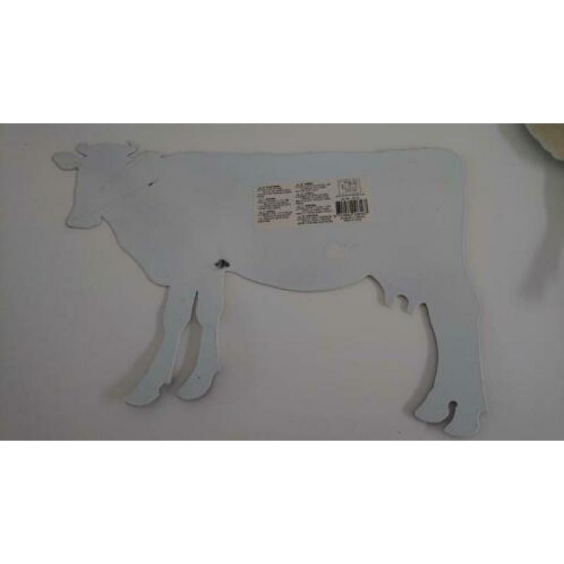decoratie schaap 30x29 en koe 35x22 van metaal