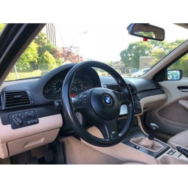BMW 3-serie Touring 318i Executive 2003 Navi! PDC! Trekhaak!