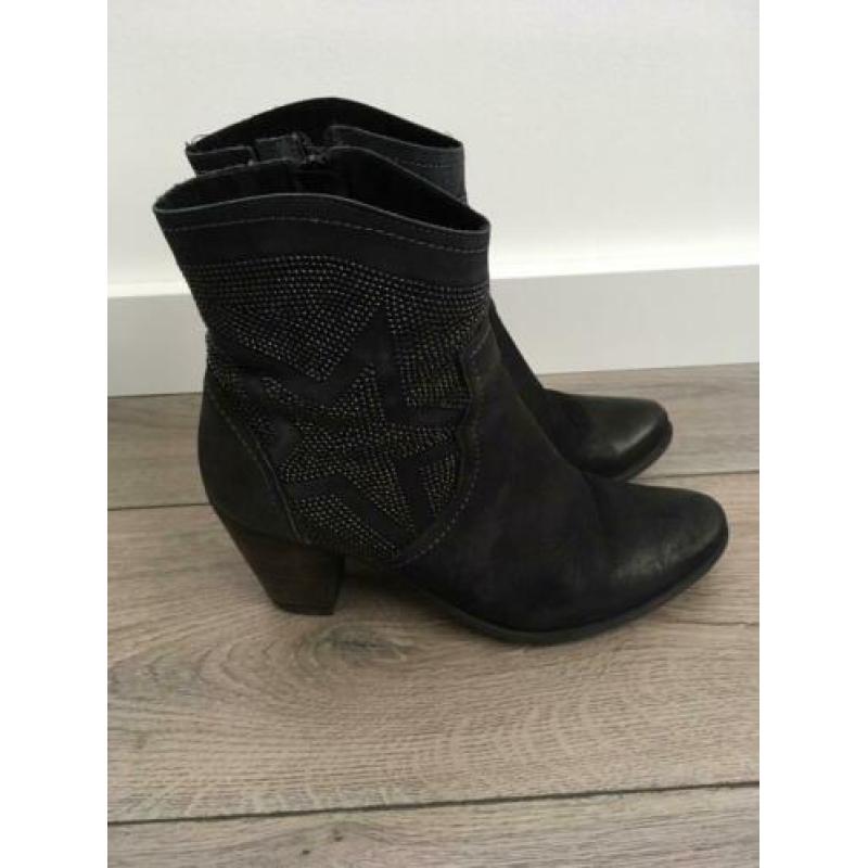 Tamaris laarsjes maat 39