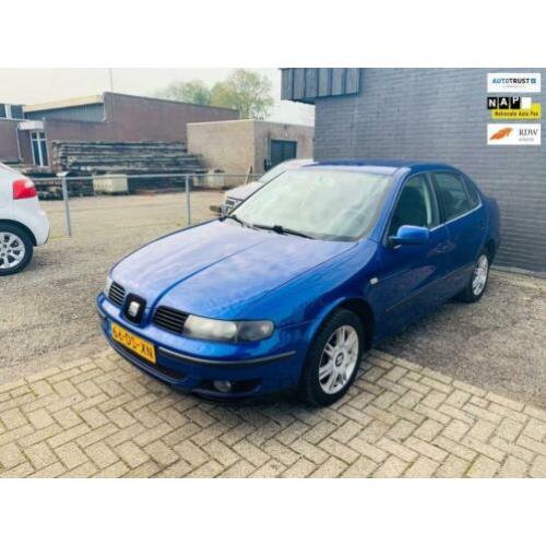 SEAT Toledo 1.6 Sport airco elek ramen trekhaak nette auto !