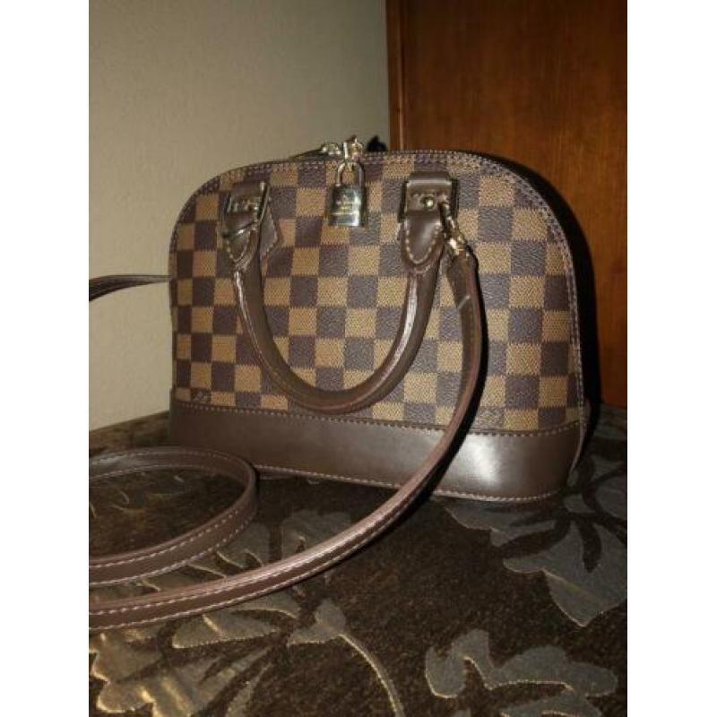 Louis Vuitton Alma BB New