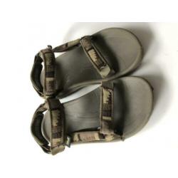 Teva sandalen donkergroen-army mt 32