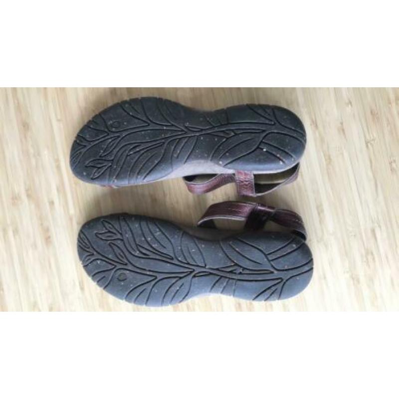 Leren Teva sandalen maat 40 zgan