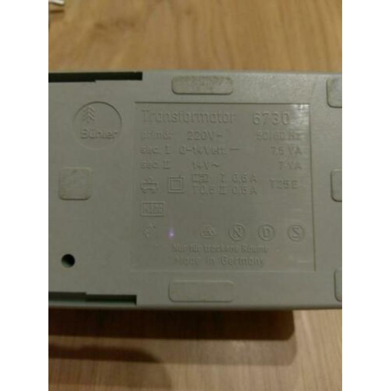 4 Fleischmann transformatoren,1 hema
