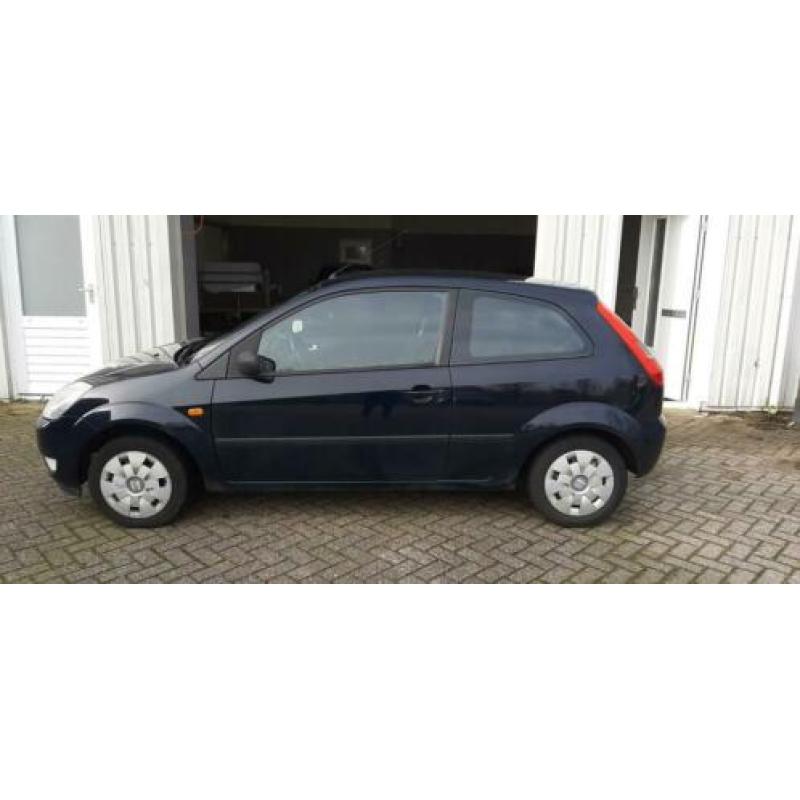 Ford Fiesta 1.4 Tdci 3DR 2006 Blauw zuinig goedkoop apk lang