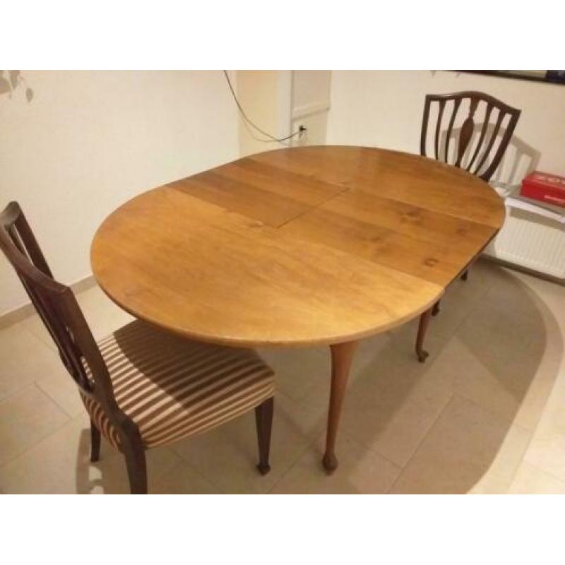 Eettafel rond uitschuifbaar GRATIS