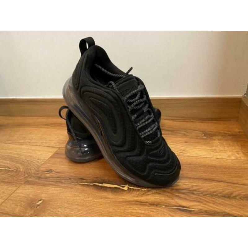 Nieuw Nike air max 720 maat 38