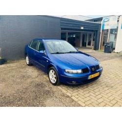 SEAT Toledo 1.6 Sport airco elek ramen trekhaak nette auto !