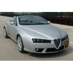 Alfa Romeo Spider 3.2 JTS Q4 Exclusive (bj 2006)