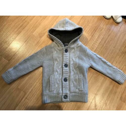 Heerlijk gebreid vest met fleece voering in maat 98/104/110