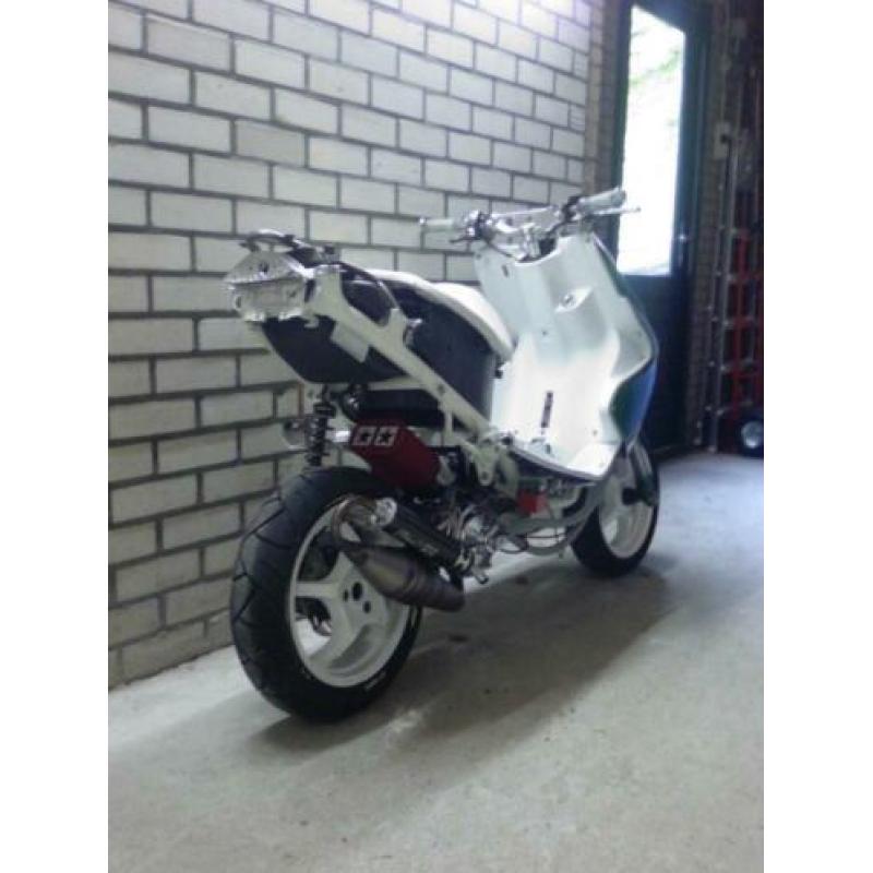 Deze Aerox doe ik liever niet weg, maargoed.