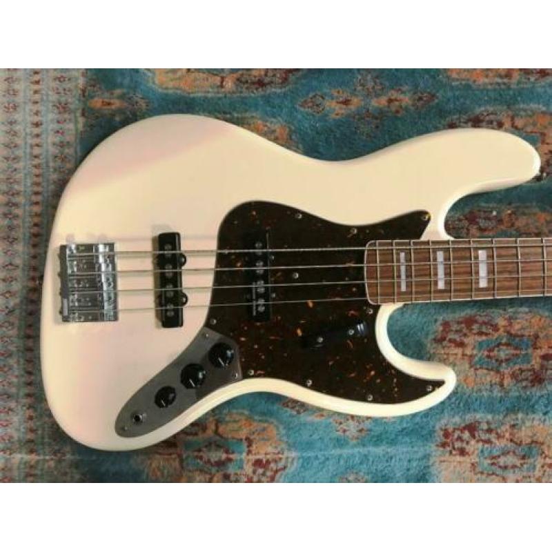 Fender Jazz Bass Limited edition