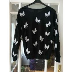 Minnie mouse trui maat L