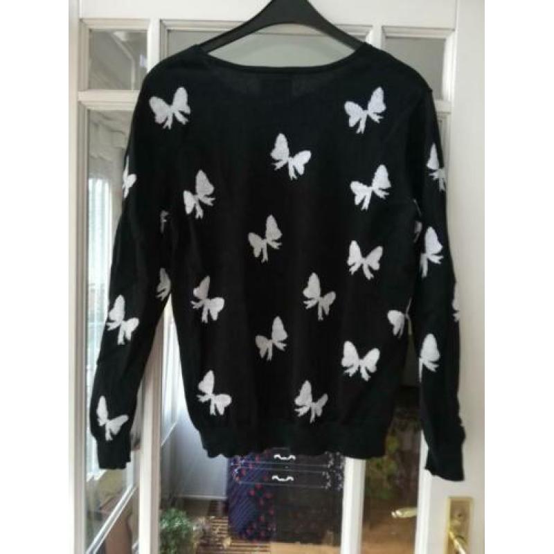 Minnie mouse trui maat L