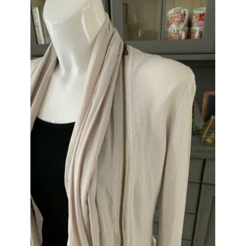 Leuk beige vest van Yaya maat S