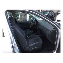 Volkswagen Golf 1.4 16v