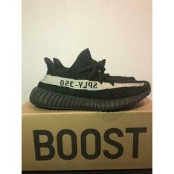 Adidas Yeezy Boost 350 V2 Core Black White Oreo 40 2/3 US7.5