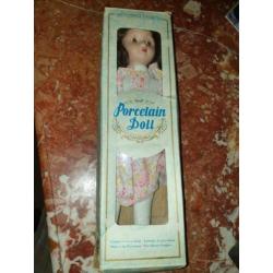 Porselein pop doll