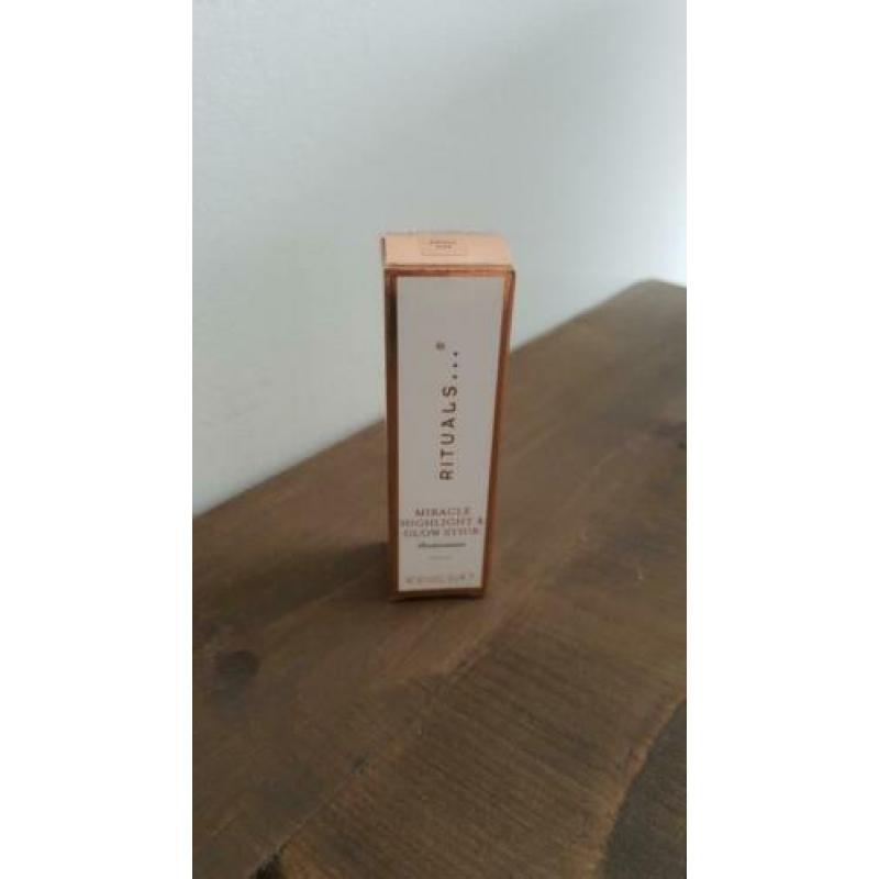 2x Rituals miracle highlight & glowstick (als nieuw)