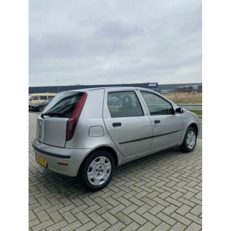 Fiat Punto 1.2 5DR 2006 | **NIEUW APK 02-03-2021**