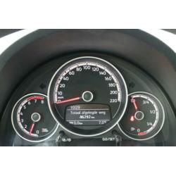 Volkswagen up! 1.0 60PK BMT move up! | Navigatie App Connect
