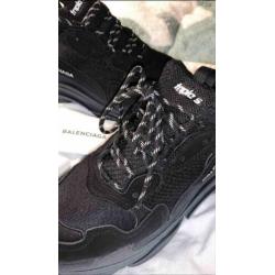 Balenciaga Triple S zwart maat 42