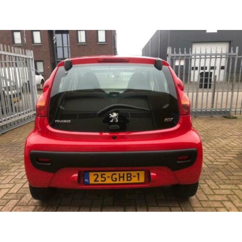 Peugeot 107 1.0-12V XS