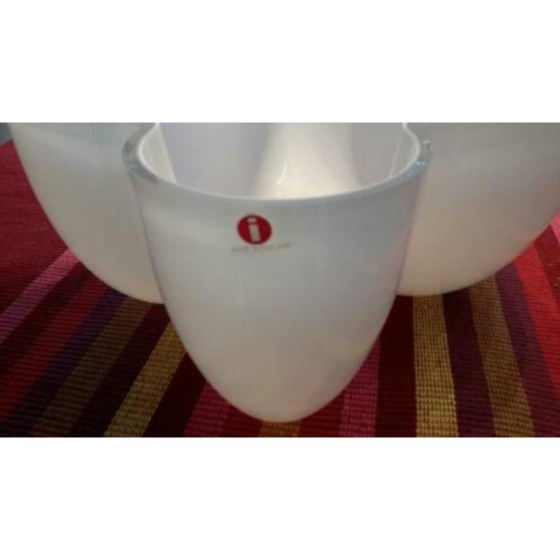 Iittala vintage vaas/schaal - opaalwit - jaren 60/70