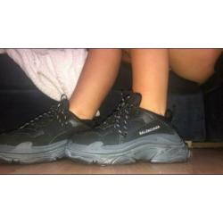 Balenciaga Triple S zwart maat 42