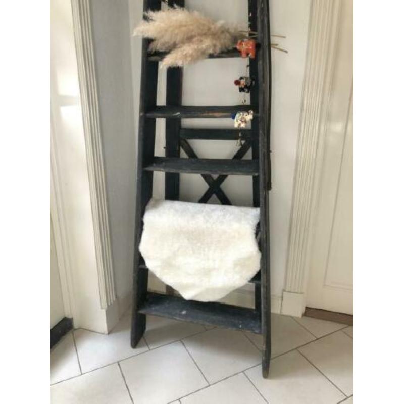 Vintage oude houten schilderstrap