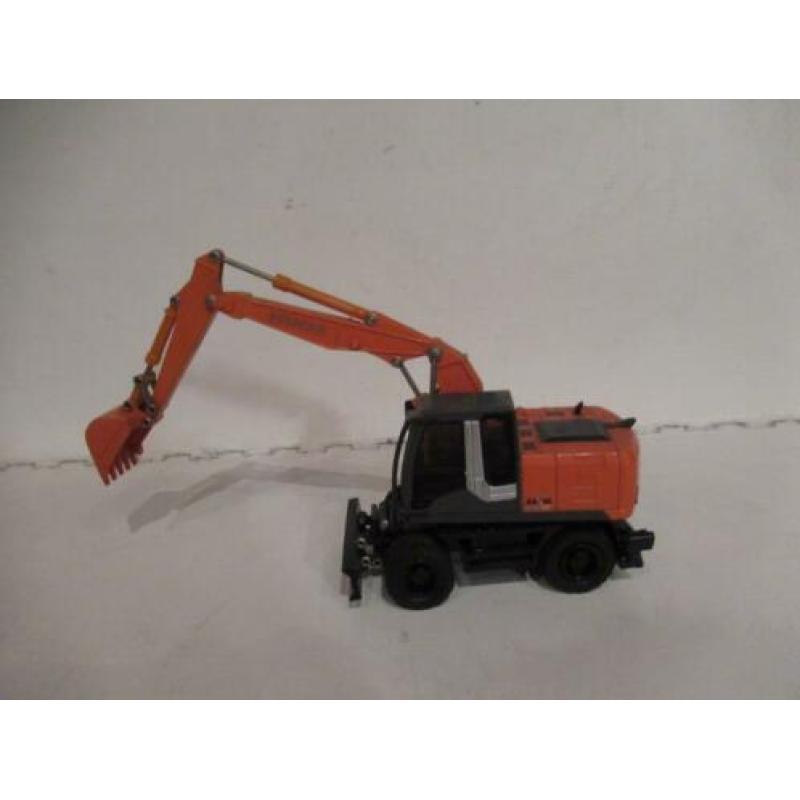 Hitachi Zaxis 170W. Mobiele Graafmachine Grondverzet