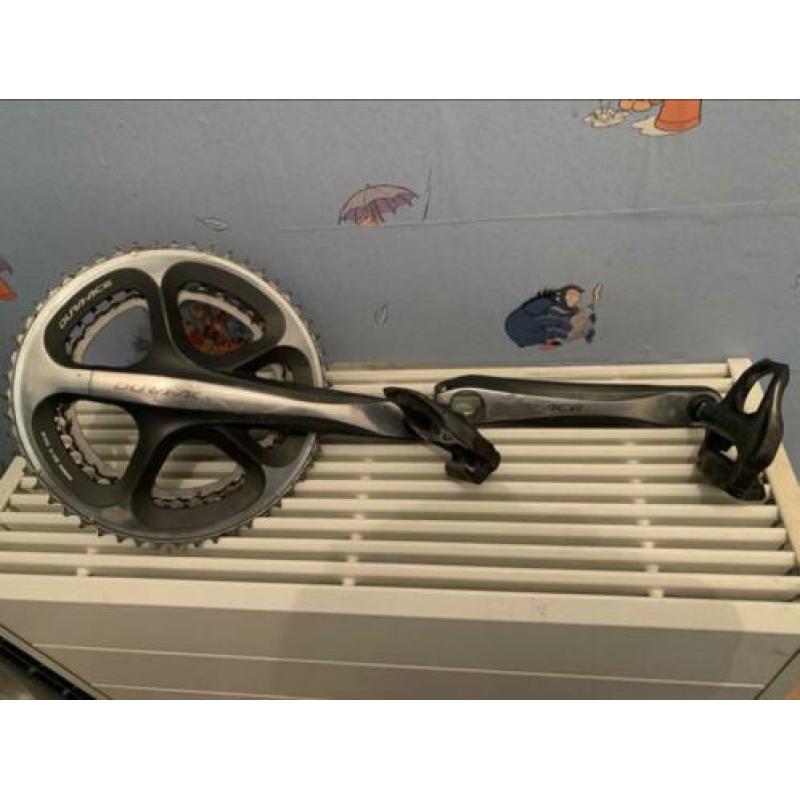Dura Ace 7900 crank (crankstel) evt met 105 pedalen