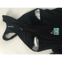 Assos fietsjack iJ.tiBuru.4 en fietsbroek met betels